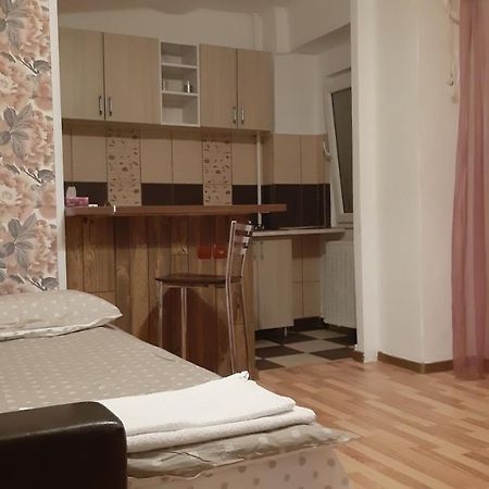 Studio Timpuri Noi 50 Bukarest Eksteriør billede