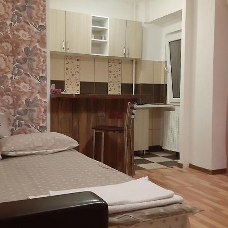 Studio Timpuri Noi 50 Bukarest Eksteriør billede