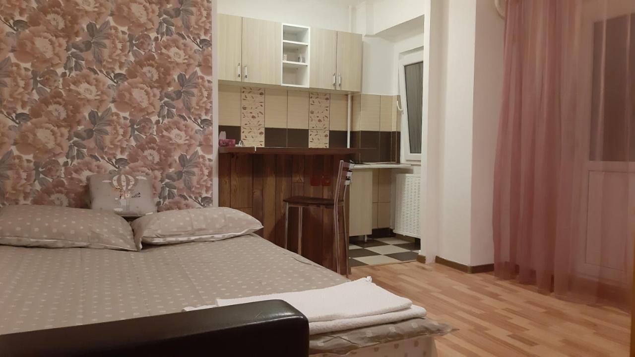 Studio Timpuri Noi 50 Bukarest Eksteriør billede